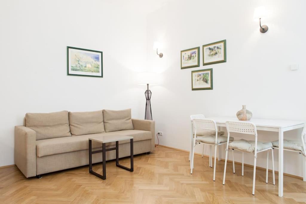 Vienna-Flats Self Check-In Apartment Bagian luar foto