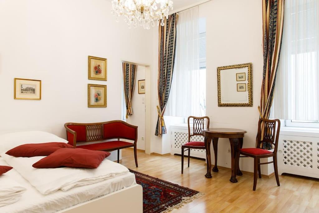Vienna-Flats Self Check-In Apartment Bagian luar foto