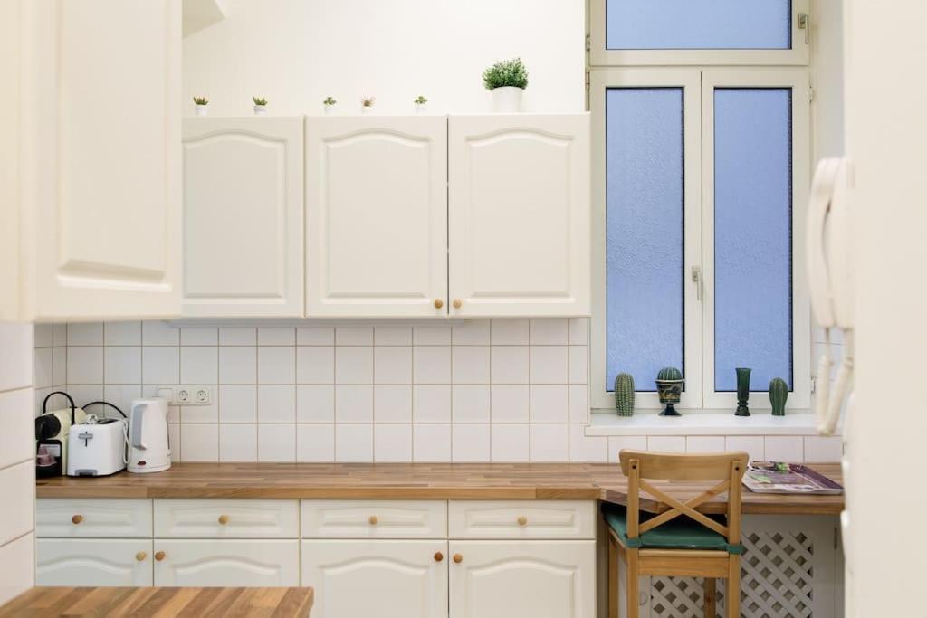 Vienna-Flats Self Check-In Apartment Bagian luar foto