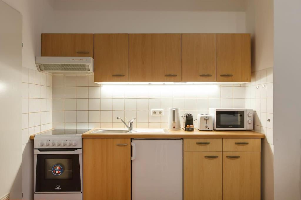 Vienna-Flats Self Check-In Apartment Bagian luar foto