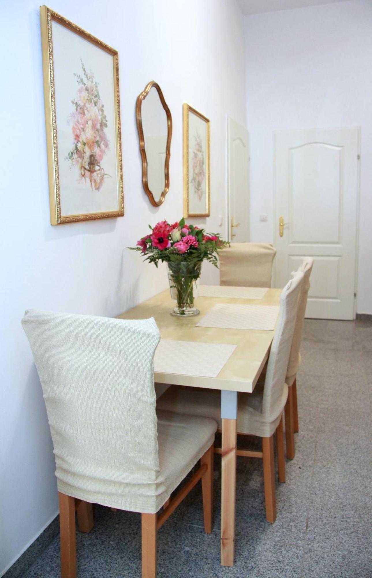 Vienna-Flats Self Check-In Apartment Bagian luar foto